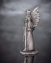 Load image into Gallery viewer, Ronin Miniatures - Queen of Crows - Tin Metal Collection Toy - Size 1/32 Scale - 54mm Action Figures - Home Collectible Figurines
